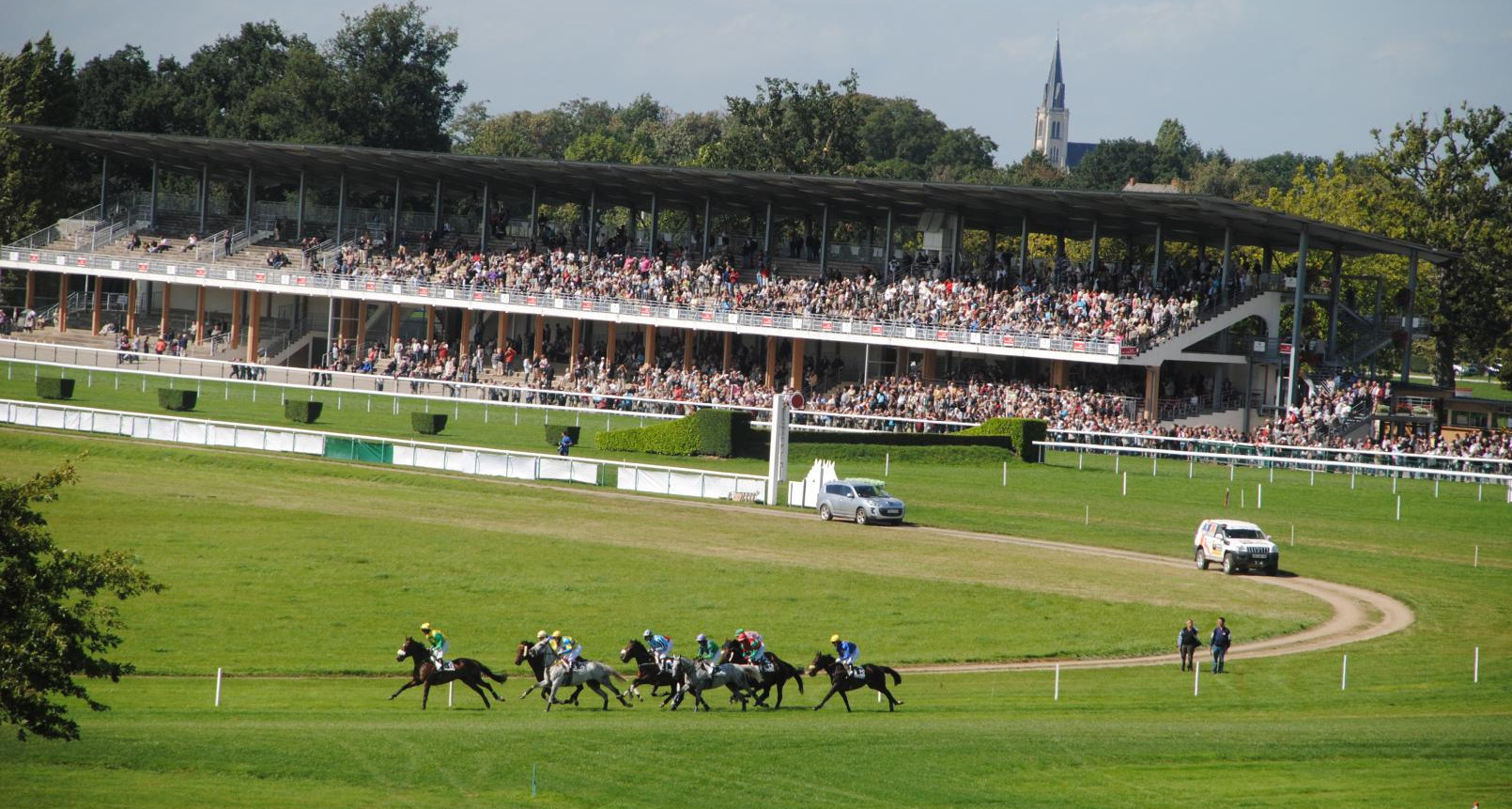#eglisecraon #hippodrome #champdecourse #craon